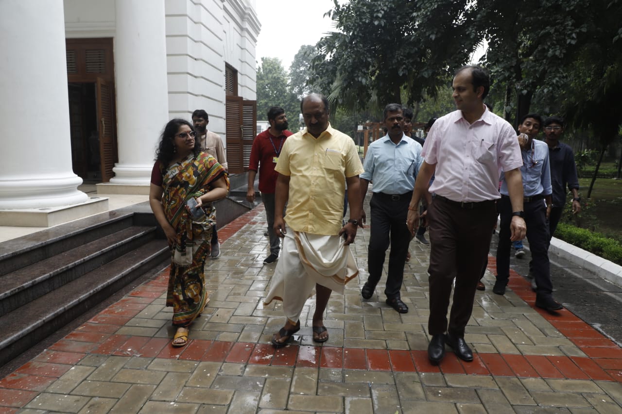 Kerala Finance Minister Shri K.N. Balagopal visits Travancore Palace